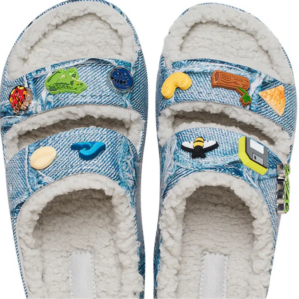 Sza Crocs NWT and original packaging Size 8
